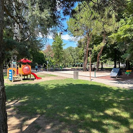 Appartamento Con Parcheggio Gratuito 15Min Da Venezia Mestre Exterior foto